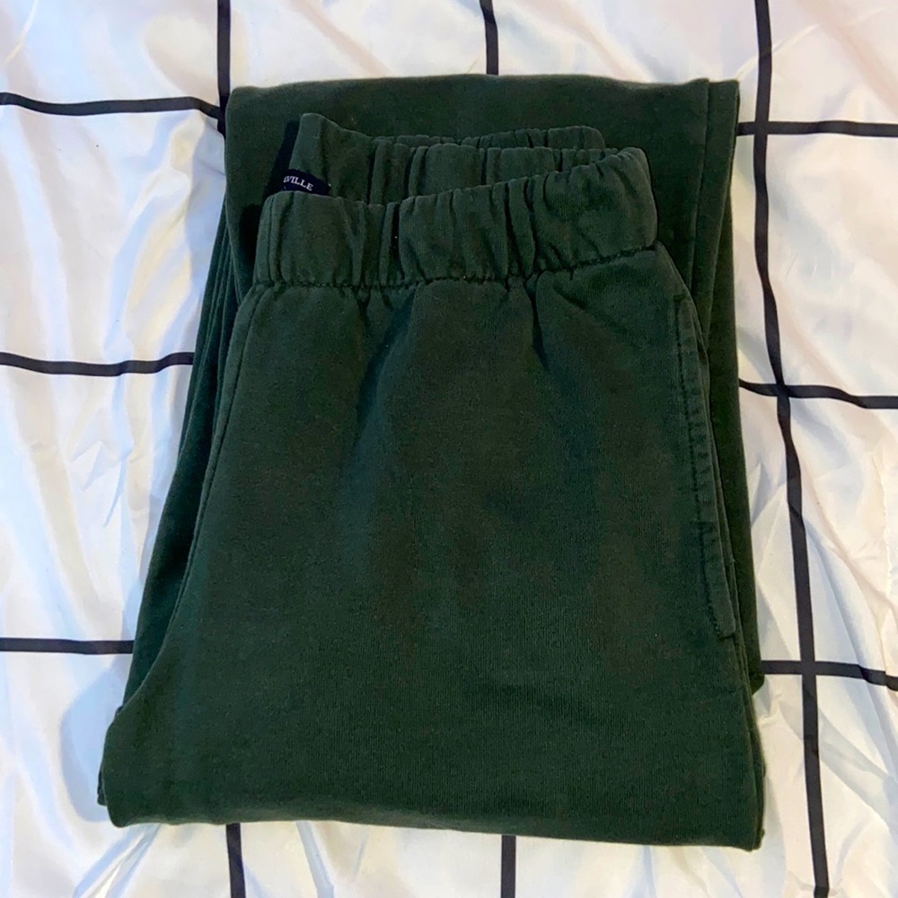 rosa sweatpants